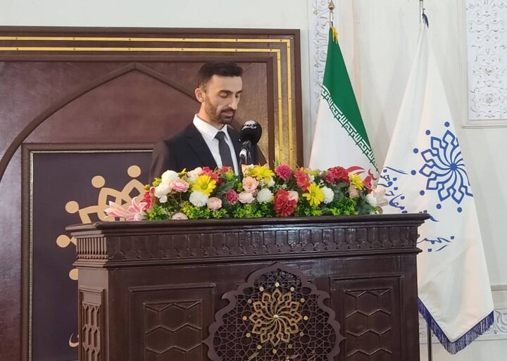 شمس و مولانا را می‌توان نه دو تن، بلکه یک تن دانست