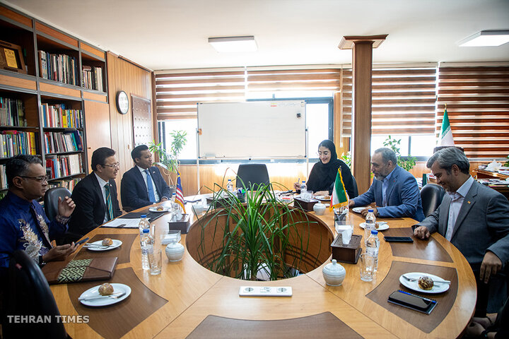 Malaysian chargé d’Affaires visits Mehr Media Group