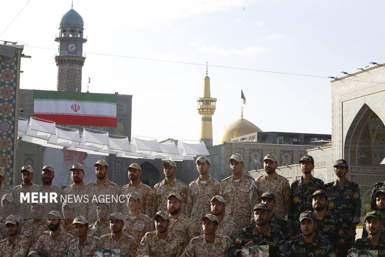 بزرگداشت مقام «سرباز» در حرم مطهر امام رضا(ع)