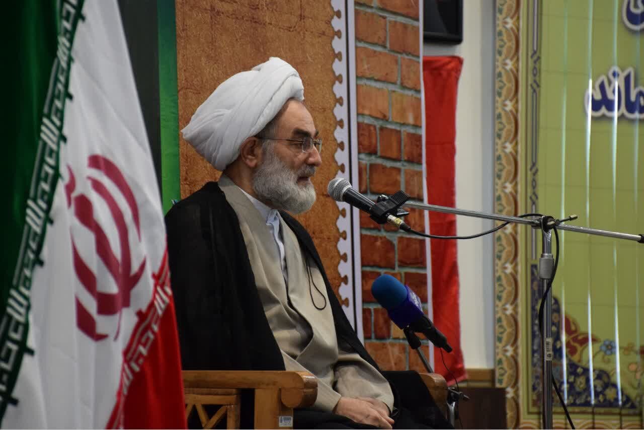 گزارش ویژه: نیروی انتظامی تراز انقلاب باید به اخلاق قرآنی مزین باشد | مهر - کد 14d7