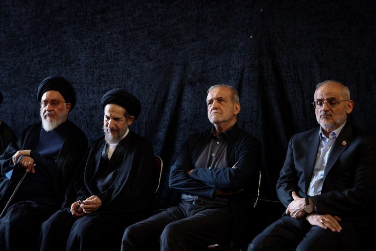 حضور رئیس‌جمهور پزشکیان در مراسم بزرگداشت آیت‌الله العظمی شبیری زنجانی