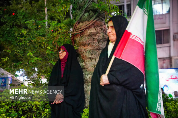 تکریم مادران شهدای گیلانی