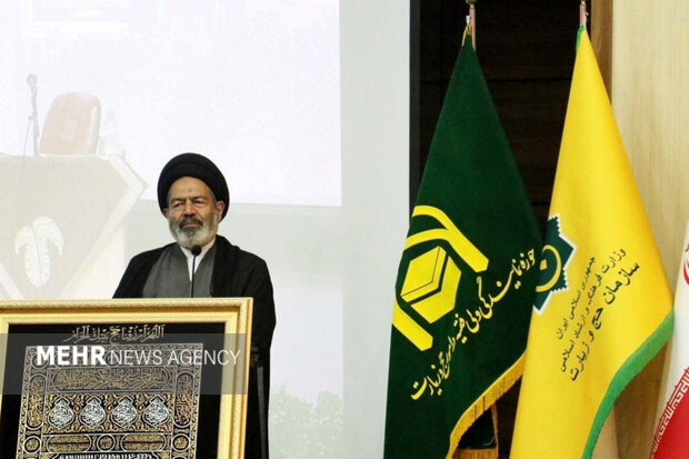خدمت به زائران خانه خدا نیازمند آمادگی همیشگی و به‌روزرسانی دانش است