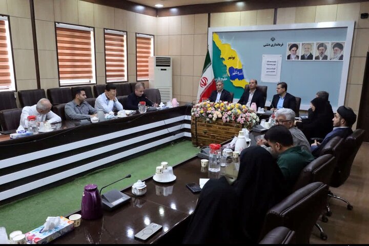 فرماندار دشتی: خبرنگاران در ترویج فرهنگ ایثار و شهادت نقش مهمی دارند فرماندار دشتی: خبرنگاران در ترویج فرهنگ ایثار و شهادت نقش مهمی دارند