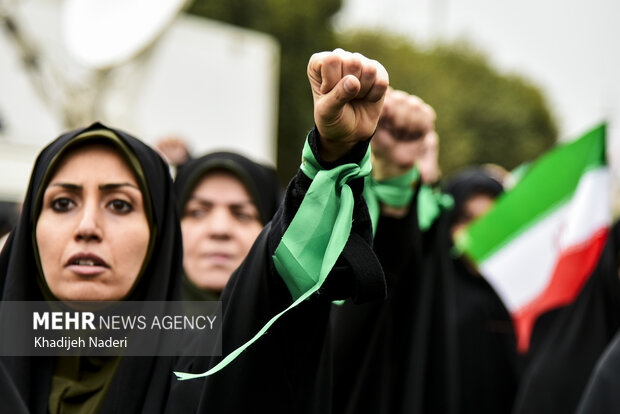 <a href='https://sayeb.ir/tag/%d8%b1%d8%b2%d9%85%d8%a7%db%8c%d8%b4'></div>رزمایش</a> «<a href='https://sayeb.ir/tag/%d8%ac%d8%a7%d9%86%d9%81%d8%af%d8%a7'>جان‌فدا</a>یان» در <a href='https://sayeb.ir/tag/%d8%a7%d8%b5%d9%81%d9%87%d8%a7%d9%86'>اصفهان</a>