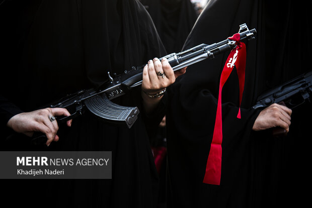 <a href='https://sayeb.ir/tag/%d8%b1%d8%b2%d9%85%d8%a7%db%8c%d8%b4'></div>رزمایش</a> «<a href='https://sayeb.ir/tag/%d8%ac%d8%a7%d9%86%d9%81%d8%af%d8%a7'>جان‌فدا</a>یان» در <a href='https://sayeb.ir/tag/%d8%a7%d8%b5%d9%81%d9%87%d8%a7%d9%86'>اصفهان</a>