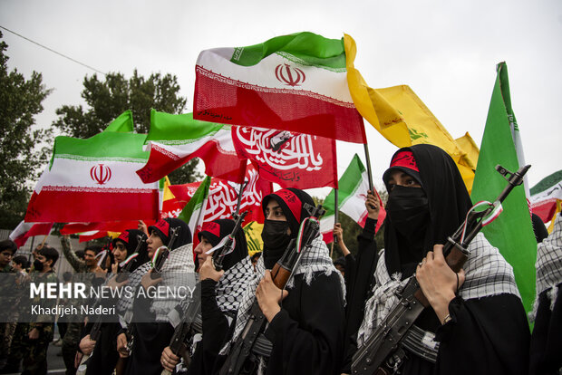 <a href='https://sayeb.ir/tag/%d8%b1%d8%b2%d9%85%d8%a7%db%8c%d8%b4'></div>رزمایش</a> «<a href='https://sayeb.ir/tag/%d8%ac%d8%a7%d9%86%d9%81%d8%af%d8%a7'>جان‌فدا</a>یان» در <a href='https://sayeb.ir/tag/%d8%a7%d8%b5%d9%81%d9%87%d8%a7%d9%86'>اصفهان</a>