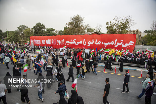 <a href='https://sayeb.ir/tag/%d8%b1%d8%b2%d9%85%d8%a7%db%8c%d8%b4'></div>رزمایش</a> «<a href='https://sayeb.ir/tag/%d8%ac%d8%a7%d9%86%d9%81%d8%af%d8%a7'>جان‌فدا</a>یان» در <a href='https://sayeb.ir/tag/%d8%a7%d8%b5%d9%81%d9%87%d8%a7%d9%86'>اصفهان</a>