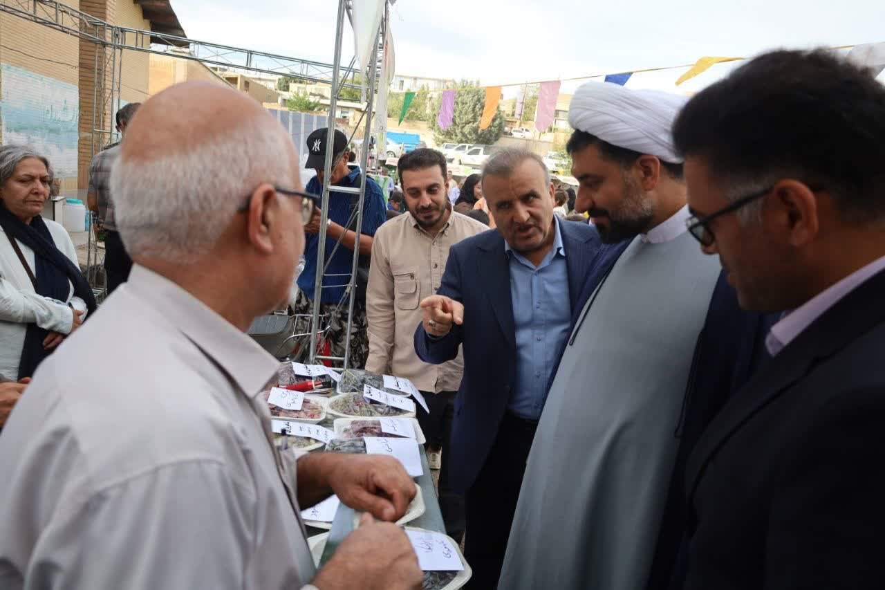 سومین جشنواره ملی انگور و کشمش، روایتی شیرین از دل تاکستانهای زرین مل