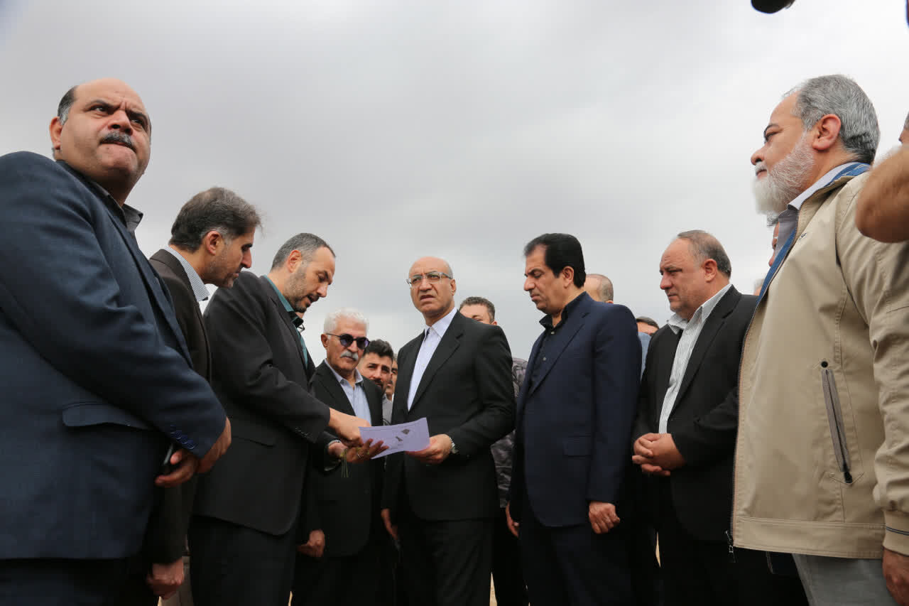 بررسی جامع: میدان سوارکاری کرمانشاه با مشارکت بخش خصوصی تکمیل می‌شود | مهر - کد 3031