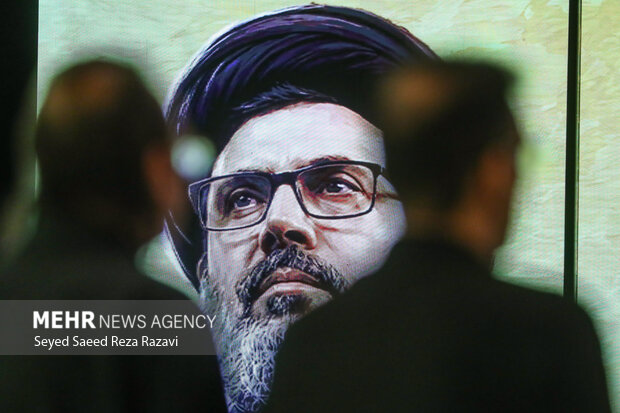 مراسم بزرگداشت دومین سالگرد فرماندهان شهید <a href='https://sayeb.ir/tag/%d8%ac%d8%a8%d9%87%d9%87-%d9%85%d9%82%d8%a7%d9%88%d9%85%d8%aa'></div>جبهه مقاومت</a>