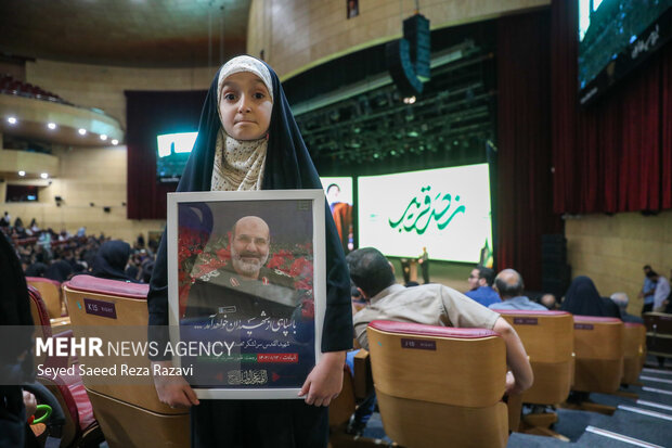مراسم بزرگداشت دومین سالگرد فرماندهان شهید <a href='https://sayeb.ir/tag/%d8%ac%d8%a8%d9%87%d9%87-%d9%85%d9%82%d8%a7%d9%88%d9%85%d8%aa'></div>جبهه مقاومت</a>