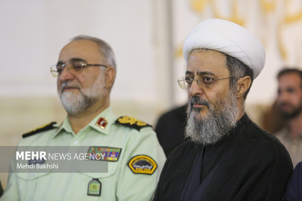 مراسم دومین سالگرد <a href='https://sayeb.ir/tag/%d8%b4%d9%87%d8%a7%d8%af%d8%aa-%d8%b3%db%8c%d8%af-%d8%ad%d8%b3%d9%86-%d9%86%d8%b5%d8%b1%d8%a7%d9%84%d9%84%d9%87'></div>شهادت سید حسن نصرالله</a> در <a href='https://sayeb.ir/tag/%d9%82%d9%85'>قم</a>