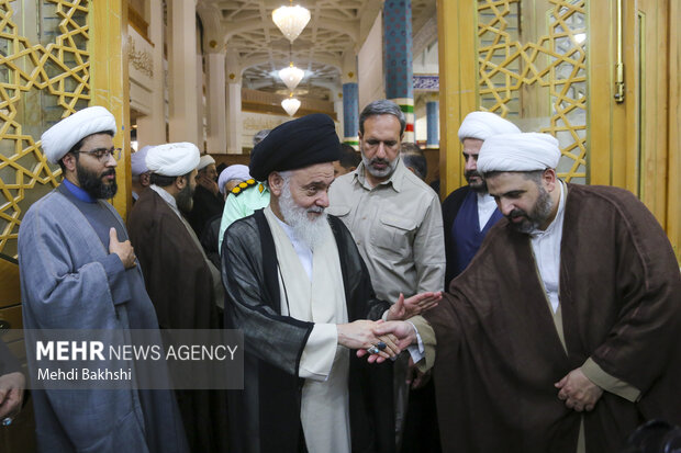 مراسم دومین سالگرد <a href='https://sayeb.ir/tag/%d8%b4%d9%87%d8%a7%d8%af%d8%aa-%d8%b3%db%8c%d8%af-%d8%ad%d8%b3%d9%86-%d9%86%d8%b5%d8%b1%d8%a7%d9%84%d9%84%d9%87'></div>شهادت سید حسن نصرالله</a> در <a href='https://sayeb.ir/tag/%d9%82%d9%85'>قم</a>