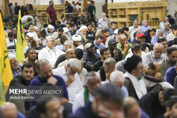 مراسم دومین سالگرد <a href='https://sayeb.ir/tag/%d8%b4%d9%87%d8%a7%d8%af%d8%aa-%d8%b3%db%8c%d8%af-%d8%ad%d8%b3%d9%86-%d9%86%d8%b5%d8%b1%d8%a7%d9%84%d9%84%d9%87'></div>شهادت سید حسن نصرالله</a> در <a href='https://sayeb.ir/tag/%d9%82%d9%85'>قم</a>
