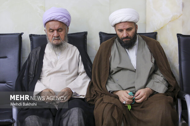 مراسم دومین سالگرد <a href='https://sayeb.ir/tag/%d8%b4%d9%87%d8%a7%d8%af%d8%aa-%d8%b3%db%8c%d8%af-%d8%ad%d8%b3%d9%86-%d9%86%d8%b5%d8%b1%d8%a7%d9%84%d9%84%d9%87'></div>شهادت سید حسن نصرالله</a> در <a href='https://sayeb.ir/tag/%d9%82%d9%85'>قم</a>