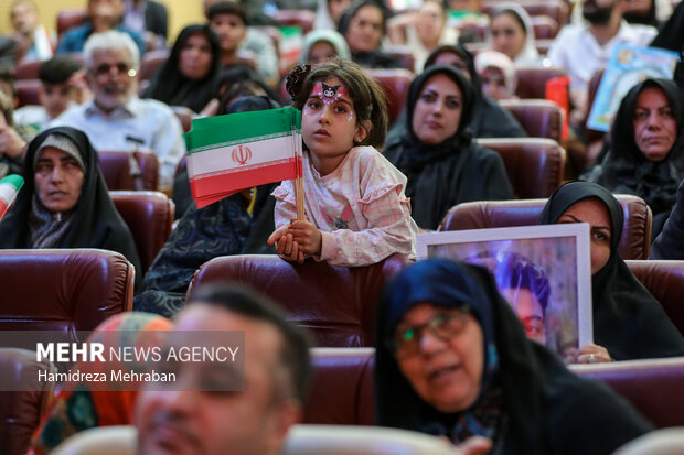 مراسم بزرگداشت روز سالمند «سایتون مستدام»