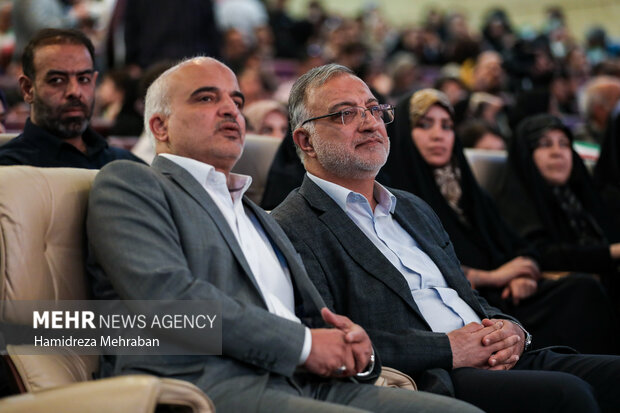 مراسم بزرگداشت روز سالمند «سایتون مستدام»
