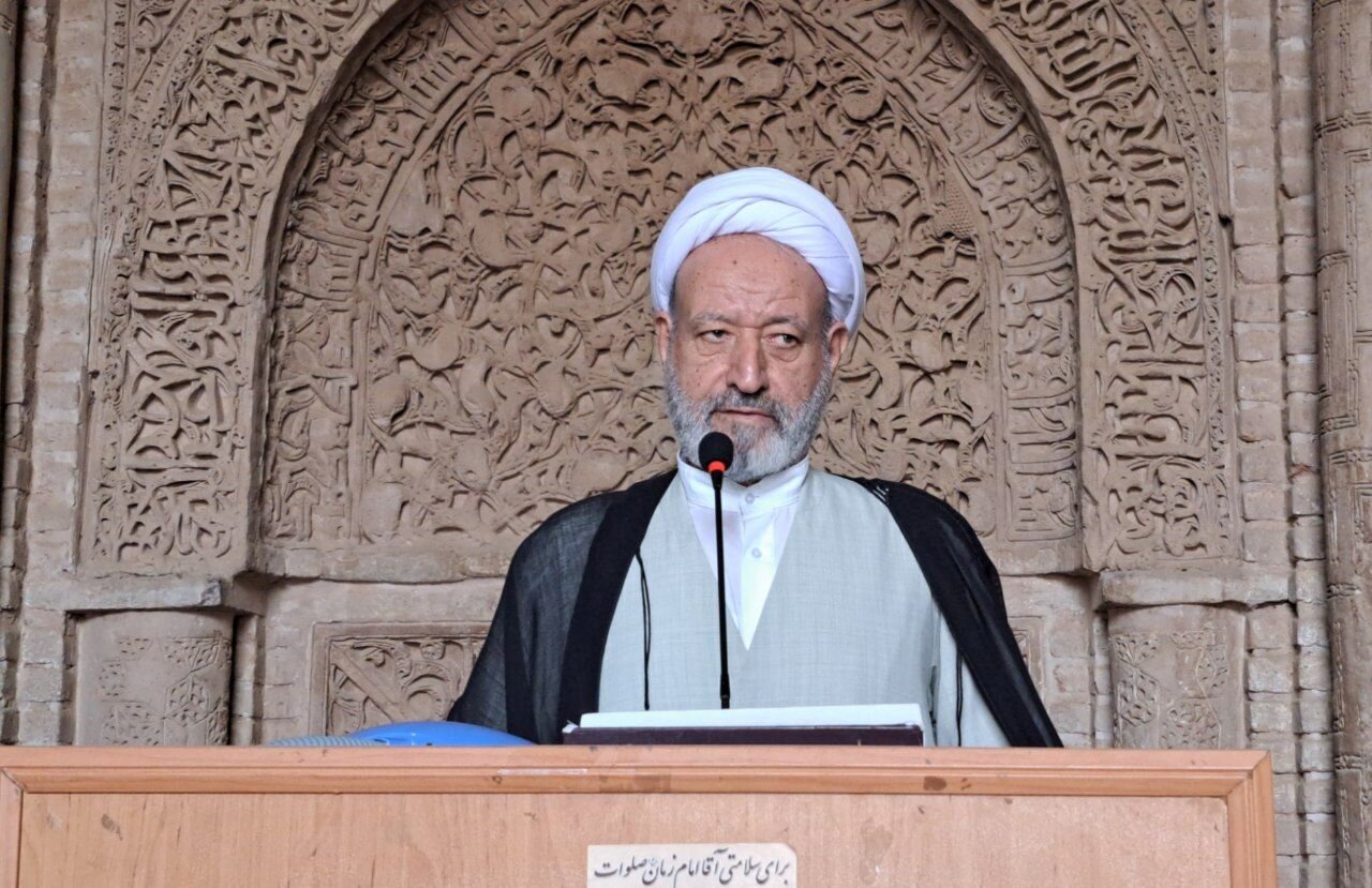 دهشیری: انسجام و مقاومت ملت ایران توطئه‌های دشمن را خنثی می‌کند