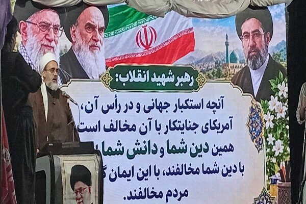 ماموستا مرادی: وحدت امت اسلامی رمز ایستادگی در برابر دشمنان است