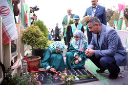 گلستان شهدا، نخستین قاب جشنواره فیلم کودکان به یاد شهدای میناب