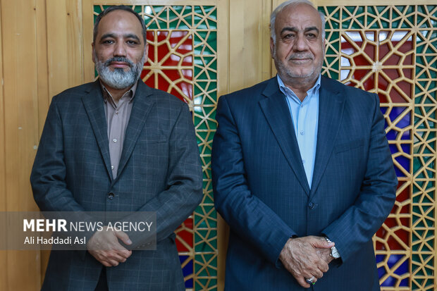 بازدید هوشنگ بازوند، مدیرعامل شرکت ساخت و توسعه زیربناهای حمل‌ونقل کشور از خبرگزاری مهر