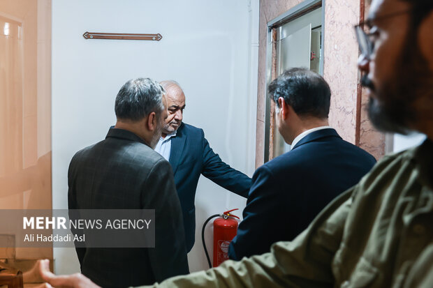 بازدید هوشنگ بازوند، مدیرعامل شرکت ساخت و توسعه زیربناهای حمل‌ونقل کشور از خبرگزاری مهر