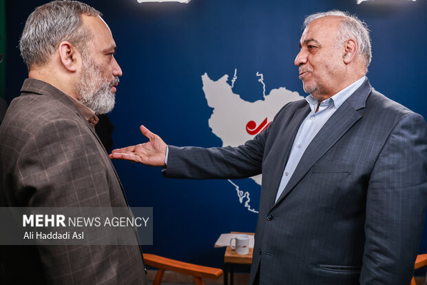 بازدید <a href='https://sayeb.ir/tag/%d9%87%d9%88%d8%b4%d9%86%da%af-%d8%a8%d8%a7%d8%b2%d9%88%d9%86%d8%af'></div>هوشنگ بازوند</a>، مدیرعامل شرکت ساخت و توسعه زیربناهای حملونقل کشور از <a href='https://sayeb.ir/tag/%d8%ae%d8%a8%d8%b1%da%af%d8%b2%d8%a7%d8%b1%db%8c-%d9%85%d9%87%d8%b1'>خبرگزاری مهر</a>