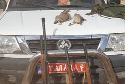 دستگیری دو گروه متخلف شکار در منطقه آزاد مارگون؛ کشف ۳ قبضه سلاح