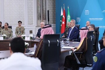 فیدان در نشست کمیته راهبردی توافق مکه شرکت می‌کند