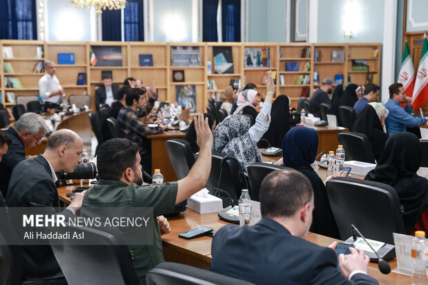 نشست خبری سخنگوی وزارت امورخارجه