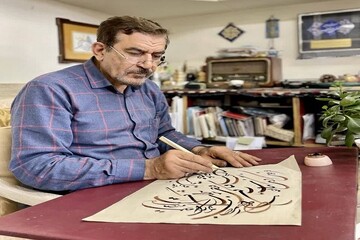 خوشنویسی پیوند معناوزیبایی در مکتب اصفهان؛مشق زندگی باقلم استاد عطریان