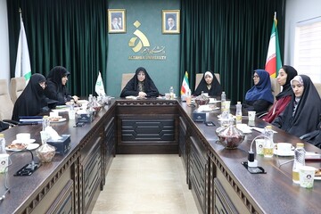 مطالبات دانشجویان دانشگاه الزهرا(س) در نشست با مسئولان بررسی شد