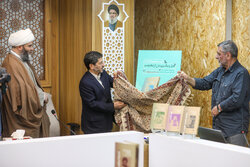 مراسم رونمایی از مجموعه کتاب «هزار و یک پرسش از مقاومت»