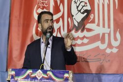 رمز عبور از جنگ اقتصادی، هوشیاری و تبعیت از رهبری است
