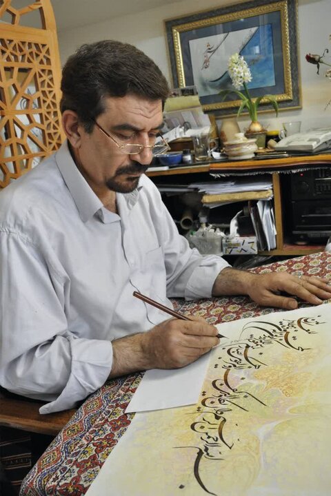 خوشنویسی پیوند معناوزیبایی در مکتب اصفهان؛مشق زندگی باقلم استاد عطریان