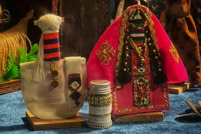 چرا «دهتوک» چند صدساله، بدون چهره ساخته میشود؟