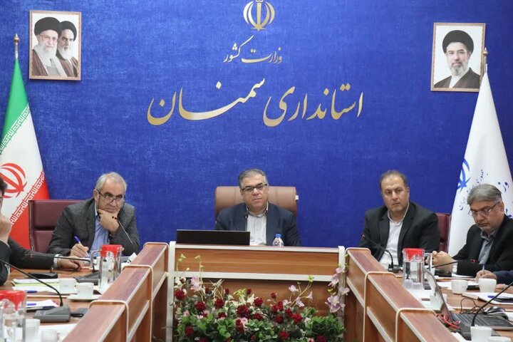آقا براری: مشکلات کارگران و واحدهای تولیدی سمنان، میدانی پیگیری شود