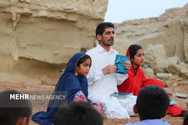 کتاب؛ پلی میان استعداد <a href='https://sayeb.ir/tag/%d8%ac%d9%88%d8%a7%d9%86%d8%a7%d9%86'></div></div></div></div>جوانان</a> <a href='https://sayeb.ir/tag/%d8%b3%db%8c%d8%b3%d8%aa%d8%a7%d9%86-%d9%88-%d8%a8%d9%84%d9%88%da%86%d8%b3%d8%aa%d8%a7%d9%86'>سیستان و بلوچستان</a> و قلههای موفقیت