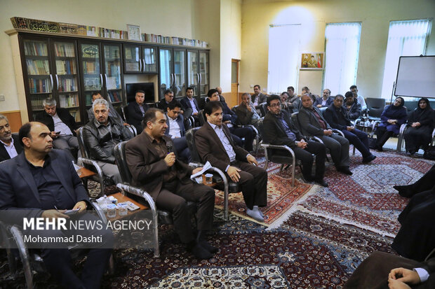 دیدار فعالان گردشگری با نماینده ولی فقیه در استان اردبیل