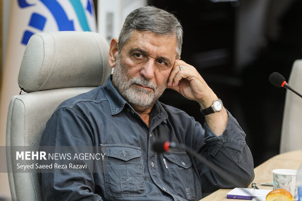 مراسم رونمایی از مجموعه کتاب «هزار و یک پرسش از مقاومت»