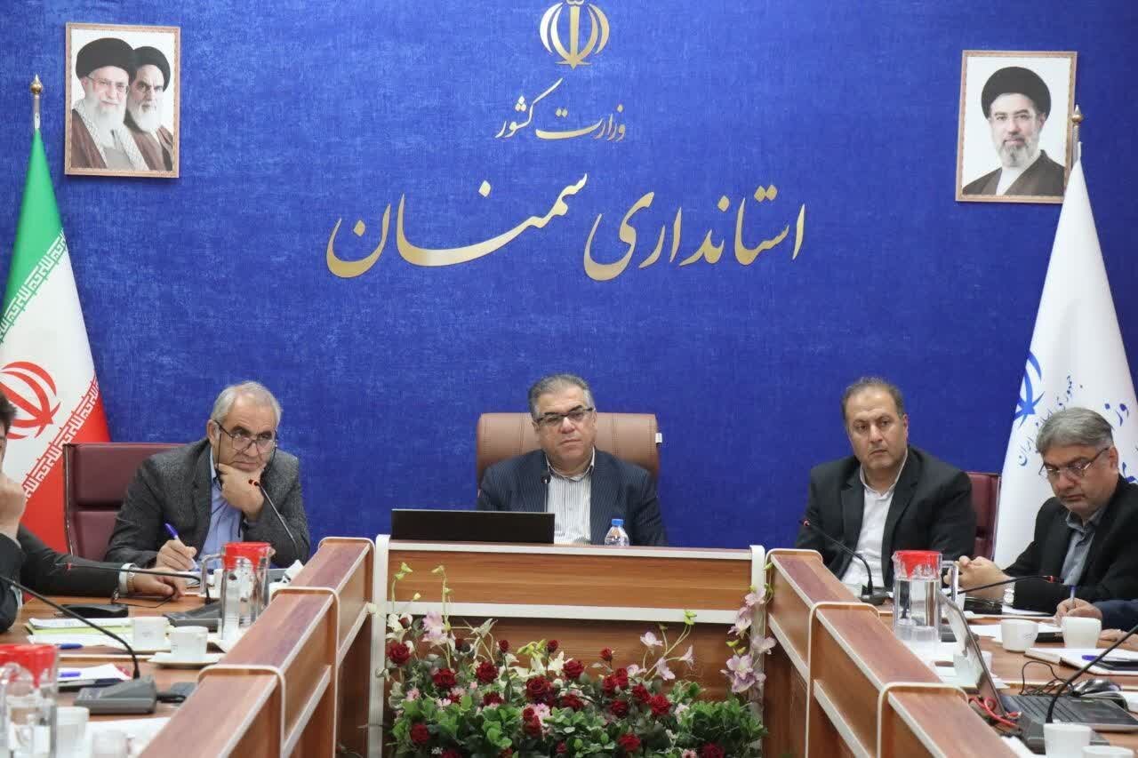 آقا براری: مشکلات کارگران و واحدهای تولیدی سمنان، میدانی پیگیری شود
