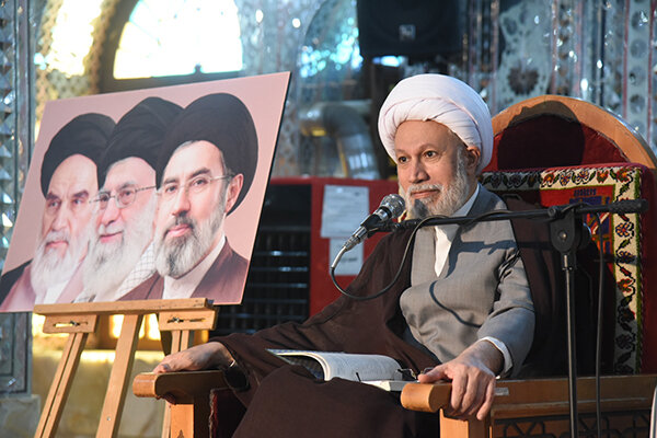 آیتالله دژکام: ایمان واقعی در میدان ایستادگی معنا پیدا میکند آیتالله دژکام: ایمان واقعی در میدان ایستادگی معنا پیدا میکند