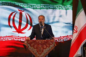 شهدای دانش‌آموز و فرهنگی لامرد سند مظلومیت ملت ایران هستند