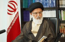 روایت آیت‌الله میرباقری از دو پیروزی تاریخی ایران بر غرب