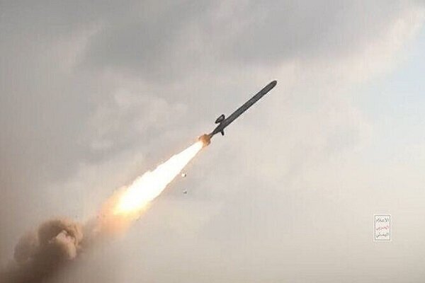 Yemen hits Saudi gatherings in Taiz with 20 strikes
