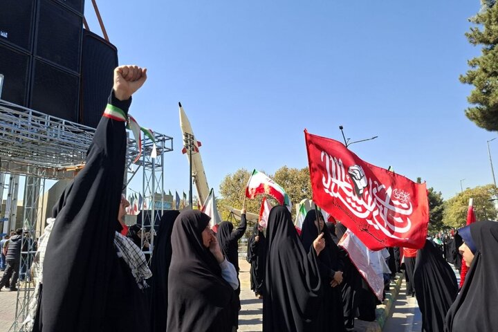 مشهد آماده بزرگترین زنجیره انسانی «جان فدا»