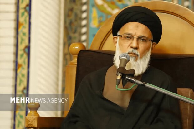 آیت الله میرباقری: جنگ فرهنگی دشمن برای تغییر هویت زن ایرانی است