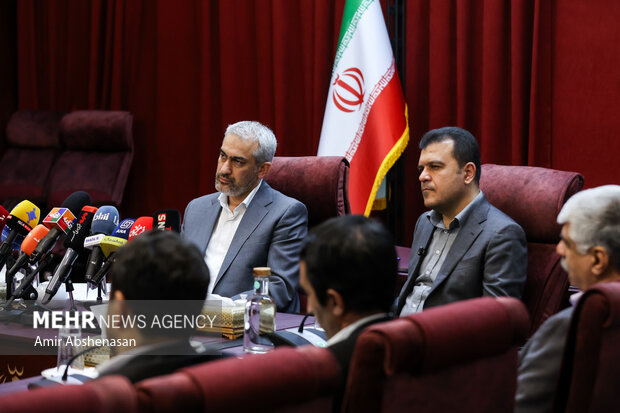 مراسم امضای تفاهم‌نامه بازسازی مراکز دانشگاهی