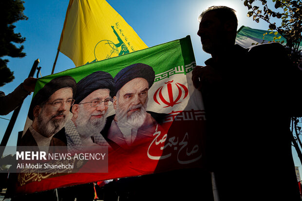 زنجیره انسانی «<a href='https://sayeb.ir/tag/%d8%ac%d8%a7%d9%86%d9%81%d8%af%d8%a7'></div>جانفدا</a>» در <a href='https://sayeb.ir/tag/%d9%85%d8%b4%d9%87%d8%af'>مشهد</a>